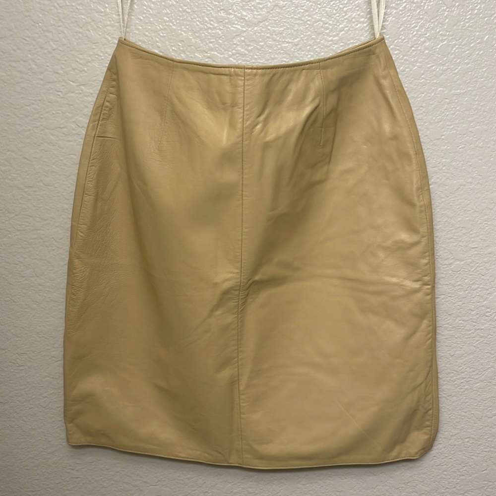 Wilson leather ten pencil skirt